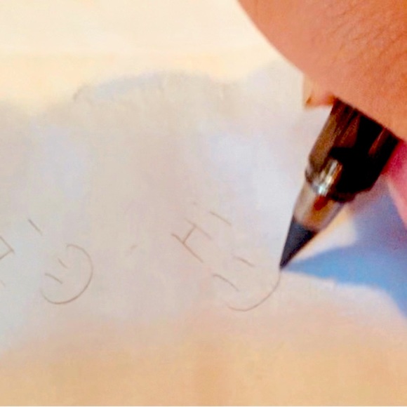 🍒🍒 Infinity Green & Gold Pencil - Picture 6 of 6